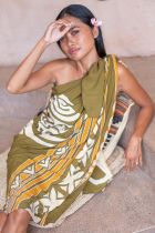 Paréo peint main Maohi vert