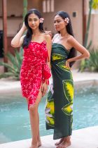 Paréo plage floral rouge