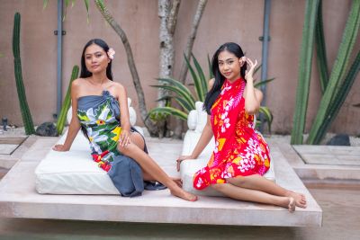 Paro plage guirlande d\'hibiscus rouge