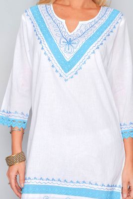 Robe d\'t blanche et bleu turquoise 