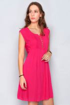 Robe de plage rose sans manches 